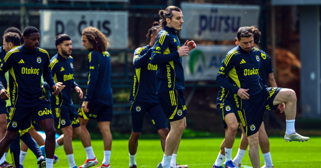 Fenerbahçe’de Mert Hakan Yandaş gelişmesi!