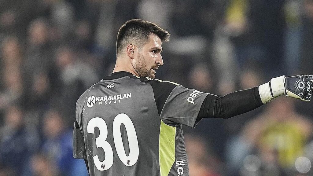 Beşiktaş’ta sözleşmesi soru işareti olan Ersin Destanoğlu ile yollar ayrılabilir