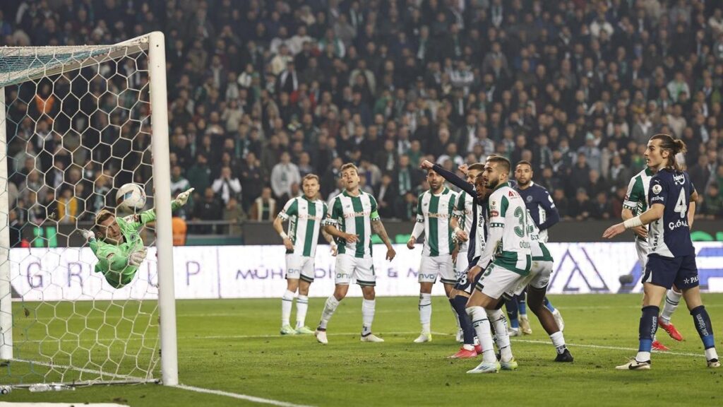 Fenerbahçe, Konya’da yarı final bileti arıyor