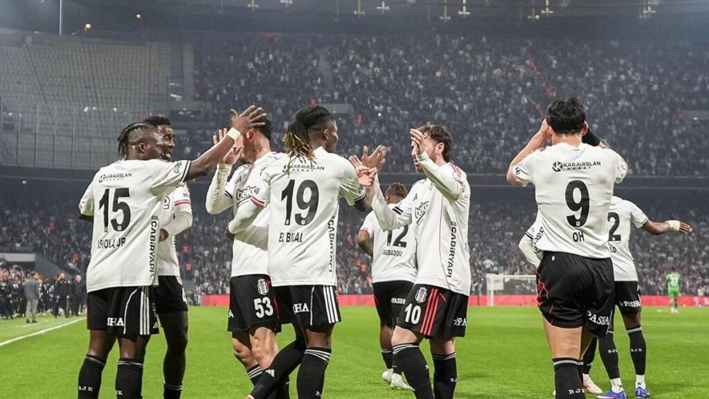 Beşiktaş 3-0 Alanyaspor Maç Özeti | Yarı finale son bilet, Kartal’ın