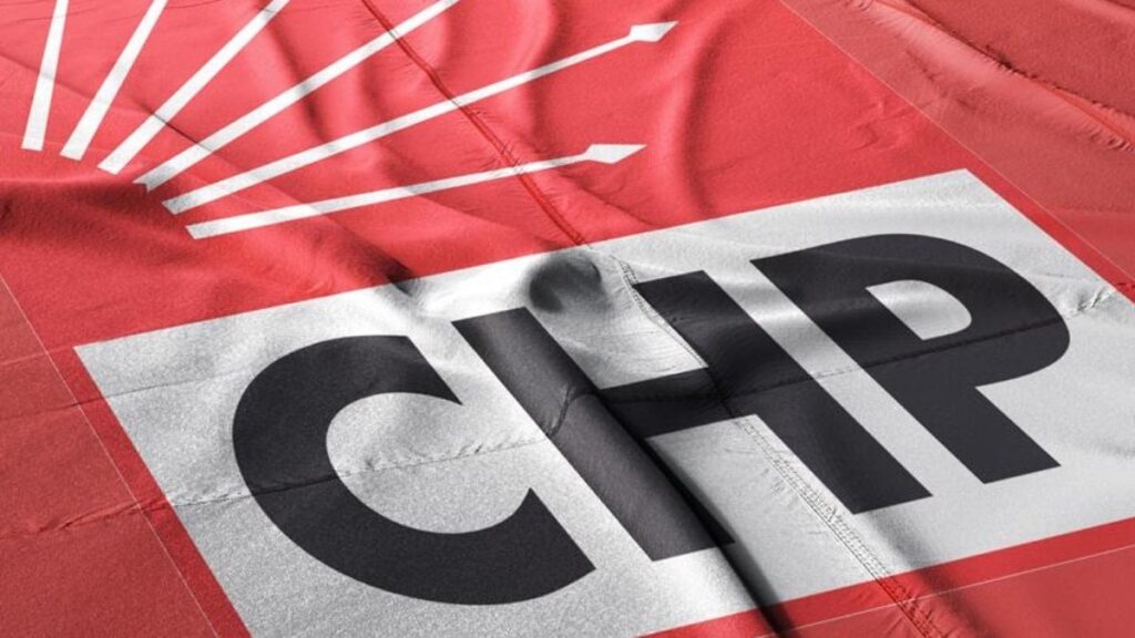 CHP’den ihraç edilen 30 kişi partiye geri dönüyor