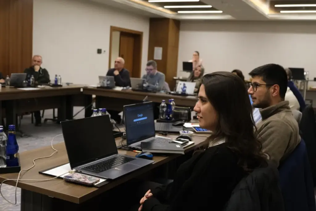 Bursa Business School’dan İş Dünyası için Yapay Zeka ile Verimlilik Eğitimi