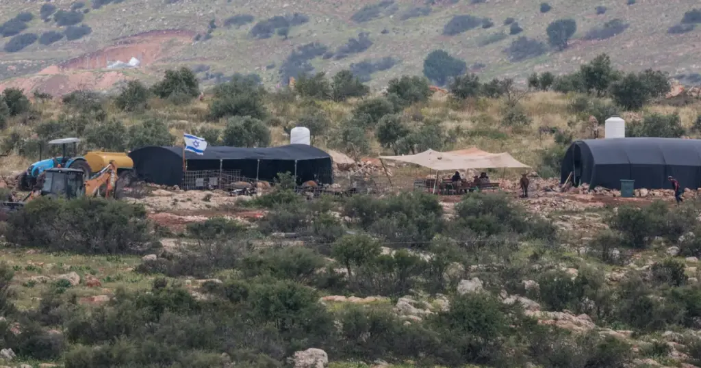 İsrail Batı Şeria’da yasa dışı yerleşim yerleri kuruyor