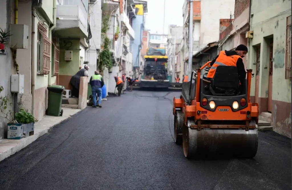 Osmangazi Belediyesi Asfalt Yenileme Çalışmalarını Sürdürüyor
