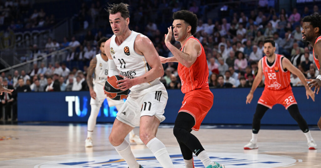 Real Madrid, Final Four’un kapısını araladı!