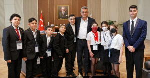 LÖSEV’in kahramanları Kıbrıs’ta devletin zirvesinde