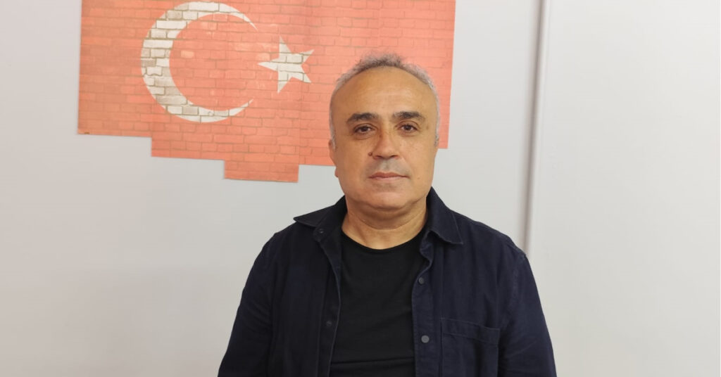 Öğrencisini Heimlich manevrasıyla kurtardı