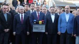 İçişleri Bakanı Mustafa Çiftçi, bayram namazını Konya’da kıldı