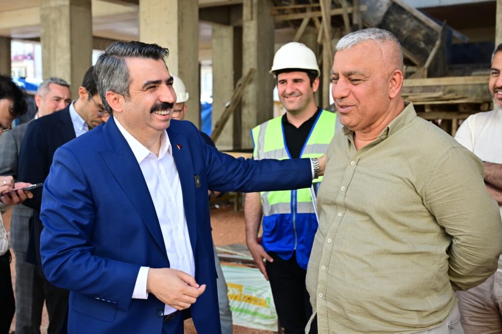 YAVUZSELİM KAPALI PAZAR ALANI’NDA YOL YARILANDI