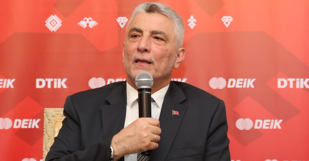 Fransa ile dış ticaret hacminin 30 milyar dolara ulaşmasını hedefliyoruz