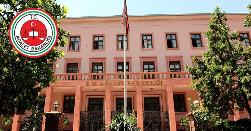 Adalet Bakanlığı’na 900 katip alınacak