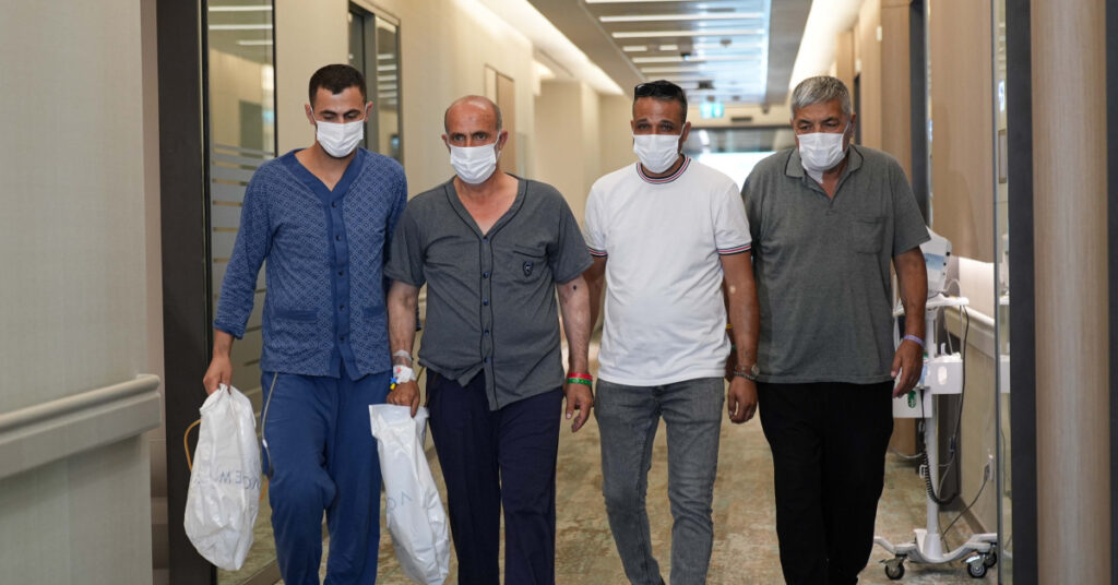 Oğuldan babasına, damattan kayınpederine organ bağışı