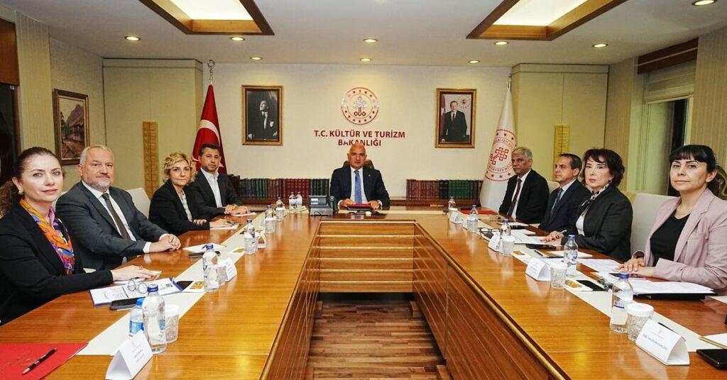 Bakan Ersoy’dan turizmde sürdürülebilir büyüme ve yatırım vurgusu