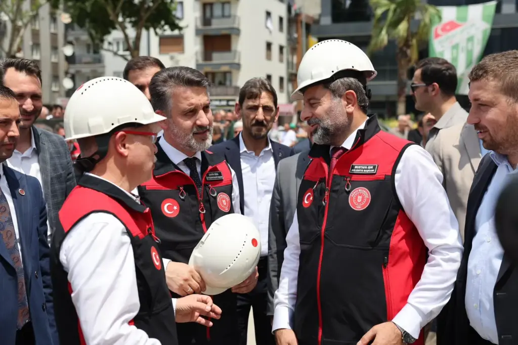 Başkan Vekili Biba Gürsu’ya çıkarma yaptı