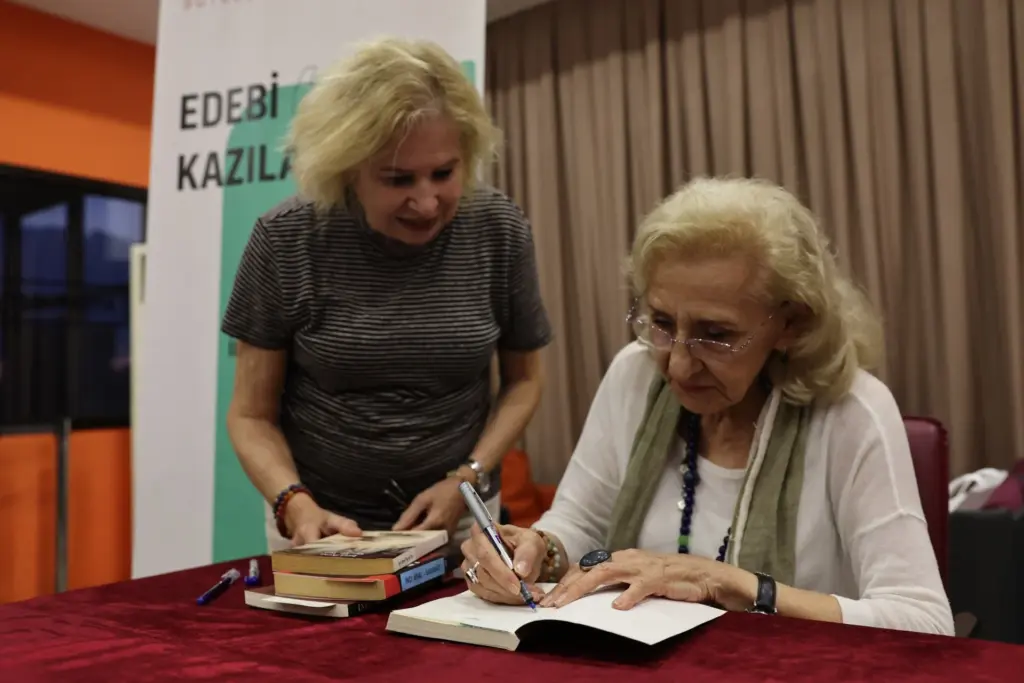 İnci Aral Nilüfer’de okurlarıyla buluştu
