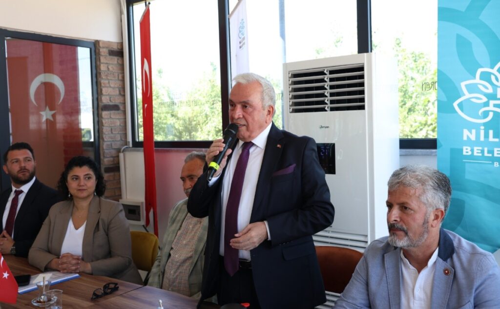 Başkan Şadi Özdemir, muhtarlara turizm projelerini anlattı